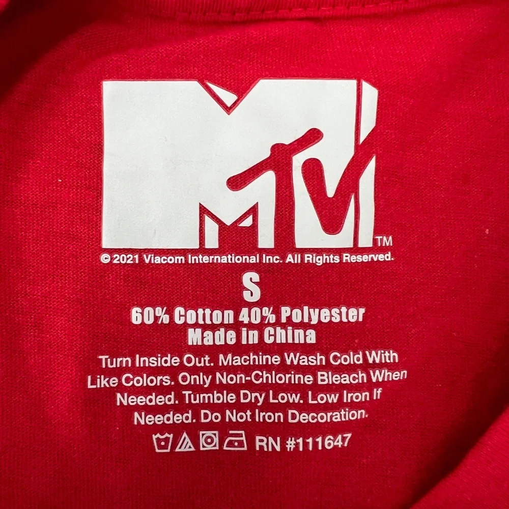 MTV Bold Red Christmas themed Logo Tee poinsettias and chevron Size S - Picture 5 of 8